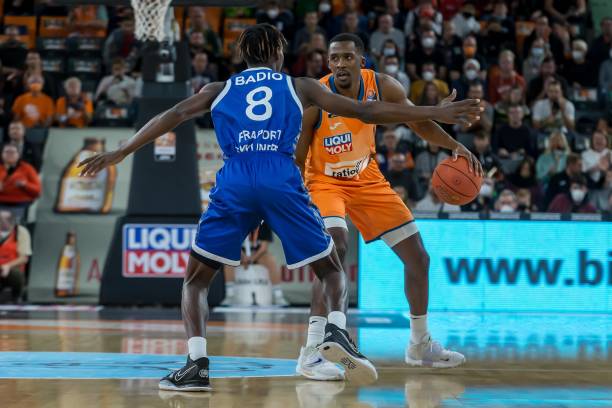 让我们深入 让我们深入