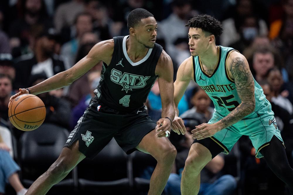 面的一次突 面的一次突