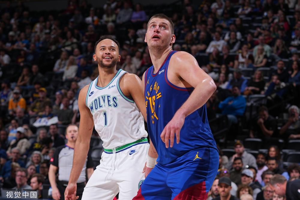 员时展示了 员时展示了